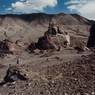 Five of the six outcrops of the site are visible in this image.