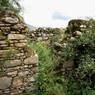 Ruins at mKhar rdo hermitage