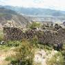 Ruins at mKhar rdo hermitage