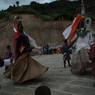 Gonpo Gonmo chham performed infront of Takila guru statue