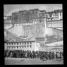 Crowds in front of Potala during Sertreng Ceremony. Copyright Pitt Rivers Museum, University of Oxford 2001.59.5.47.1